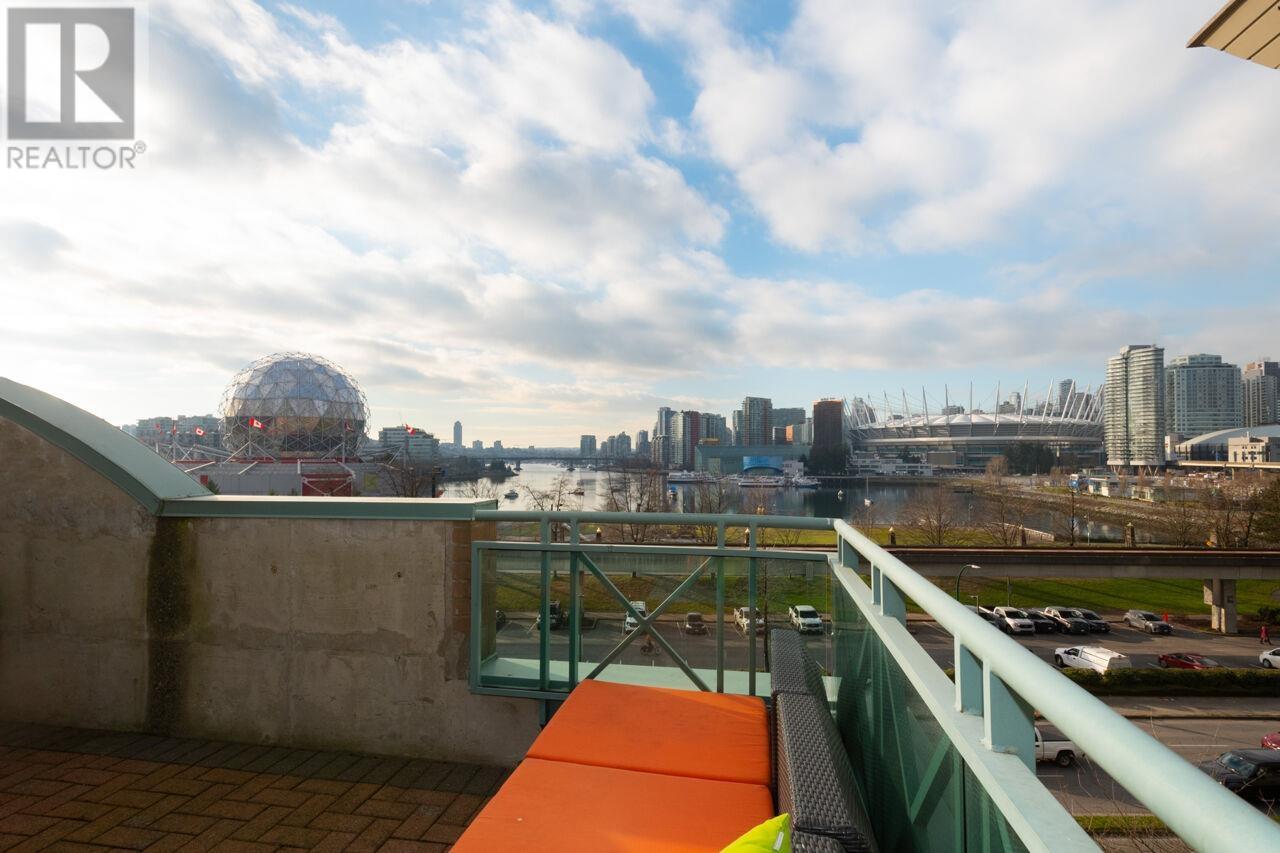 Listing Picture 33 of 40 : 11 1182 QUEBEC STREET, Vancouver / 溫哥華 - 魯藝地產 Yvonne Lu Group - MLS Medallion Club Member