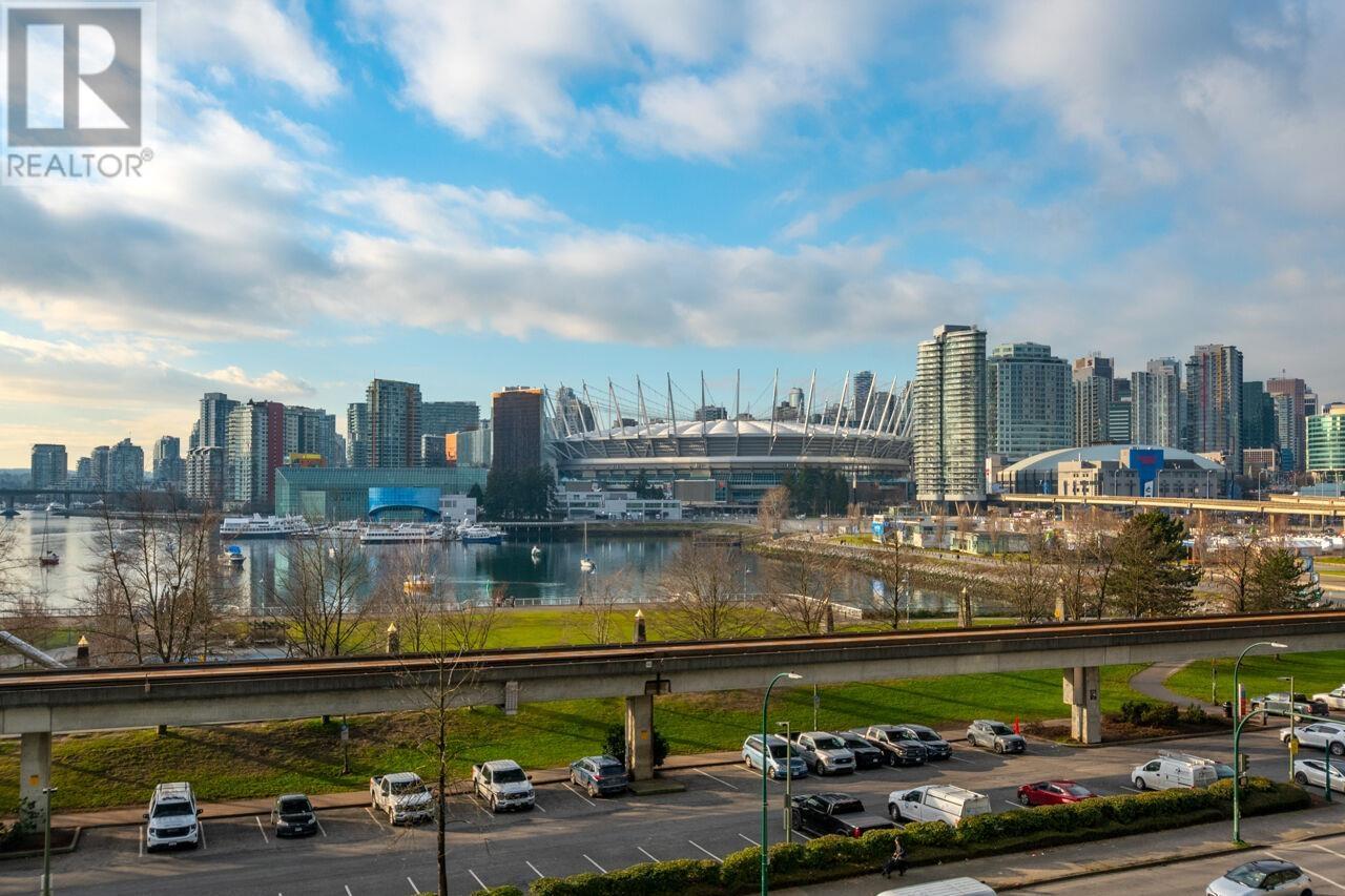 Listing Picture 34 of 40 : 11 1182 QUEBEC STREET, Vancouver / 溫哥華 - 魯藝地產 Yvonne Lu Group - MLS Medallion Club Member