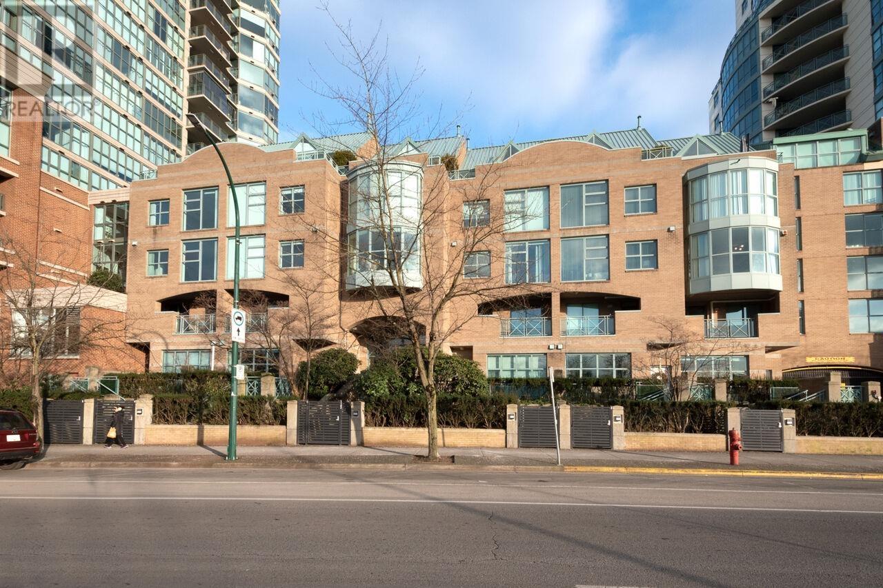 Listing Picture 40 of 40 : 11 1182 QUEBEC STREET, Vancouver / 溫哥華 - 魯藝地產 Yvonne Lu Group - MLS Medallion Club Member