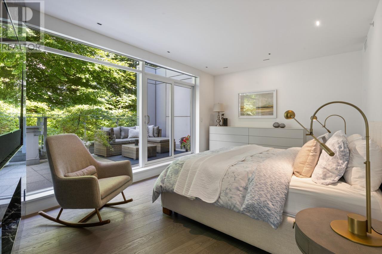 Listing Picture 15 of 40 : 308 JERVIS MEWS, Vancouver / 溫哥華 - 魯藝地產 Yvonne Lu Group - MLS Medallion Club Member