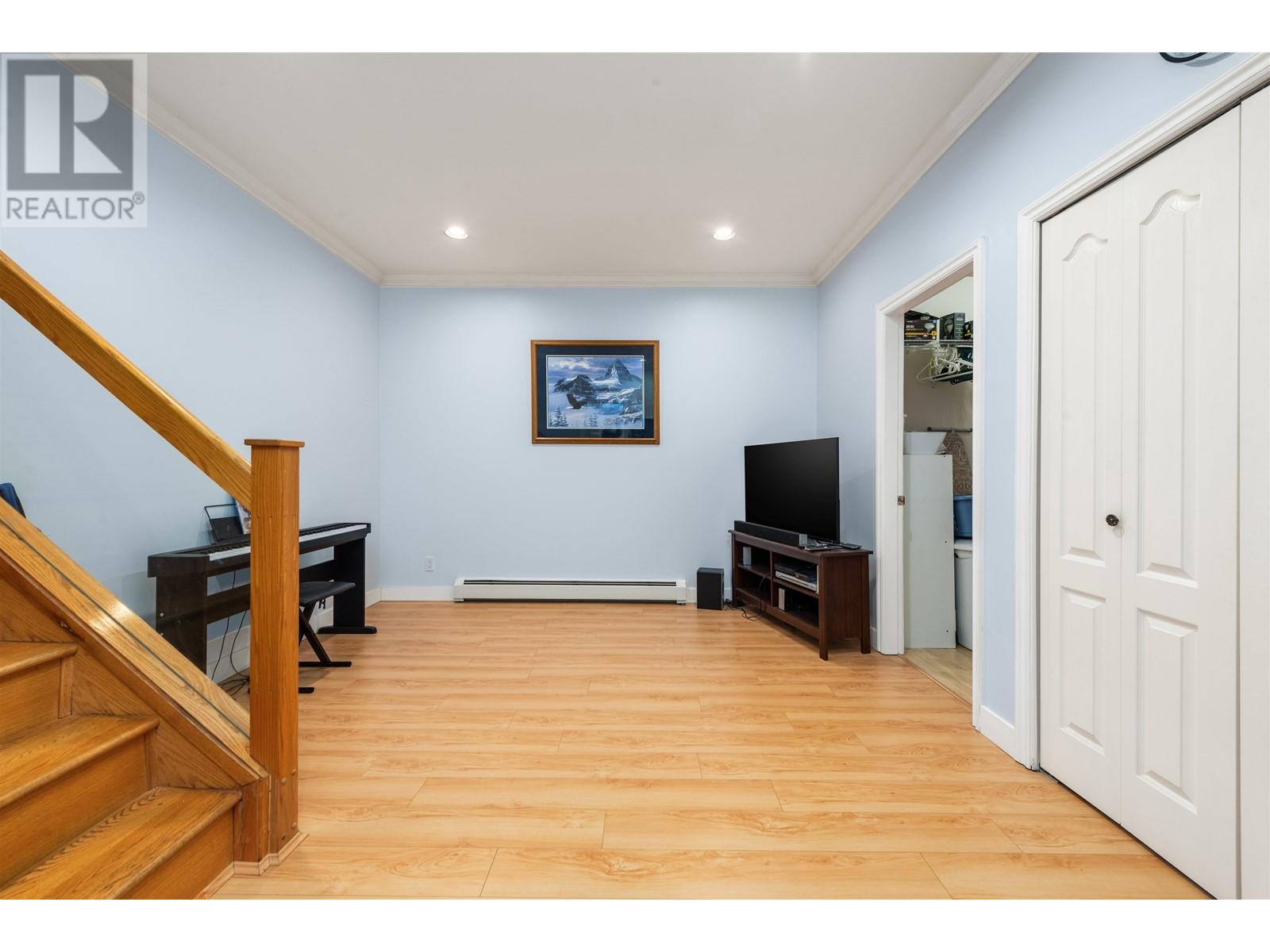 5966 Ewart Street, Burnaby, British Columbia V5J 2X2 - Photo 23 - R2960426