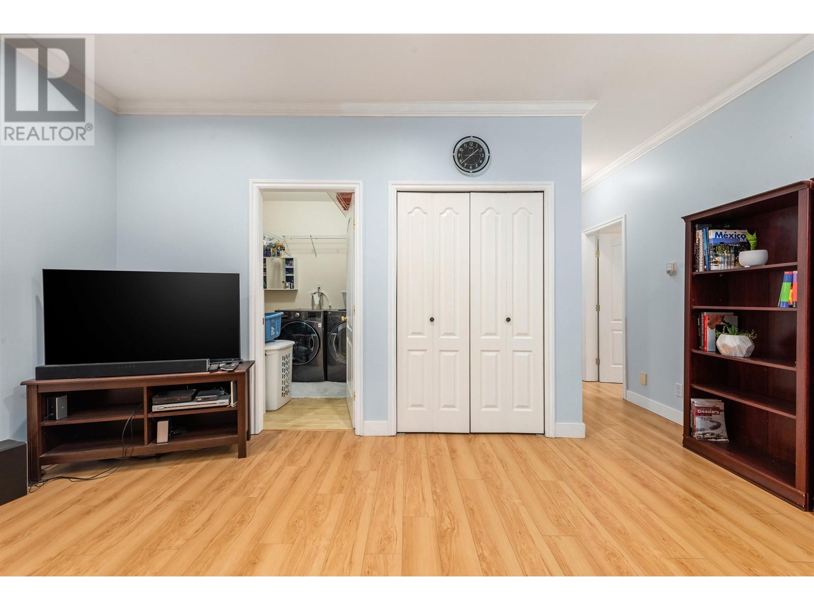 5966 Ewart Street, Burnaby, British Columbia V5J 2X2 - Photo 25 - R2960426