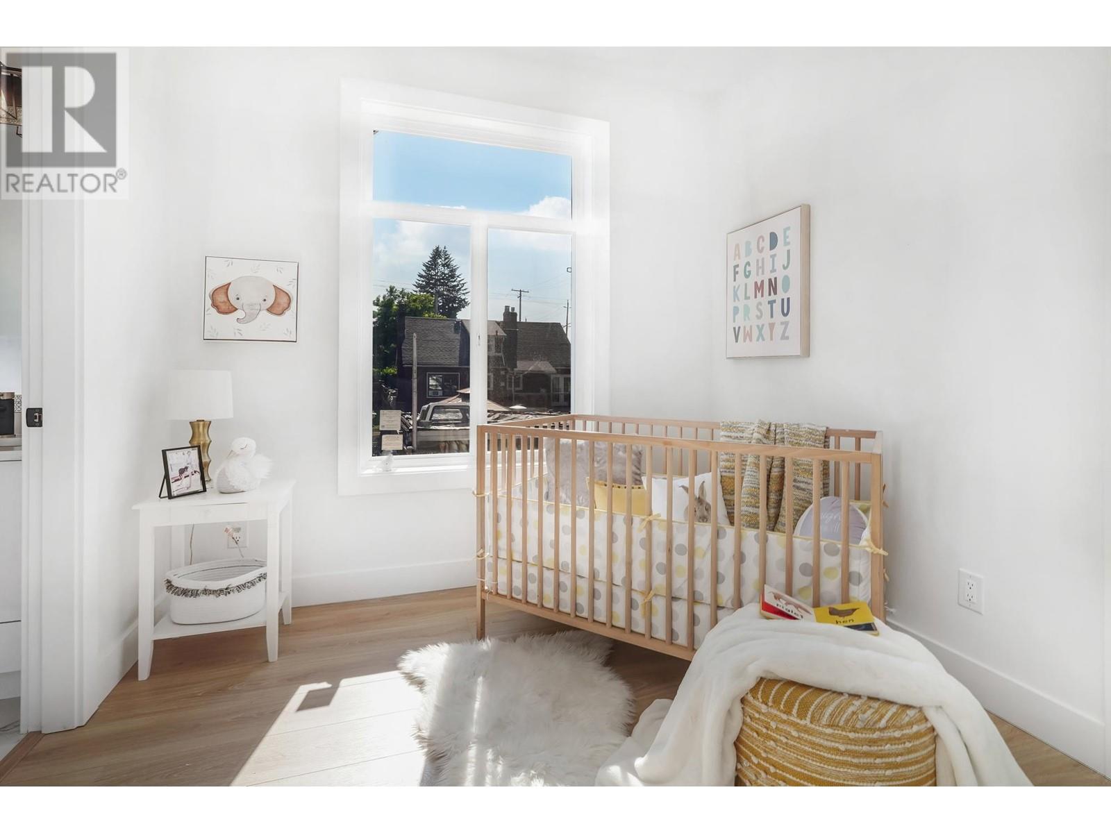 2 122 Eighth Avenue, New Westminster, British Columbia  V3L 1X8 - Photo 15 - R2945983