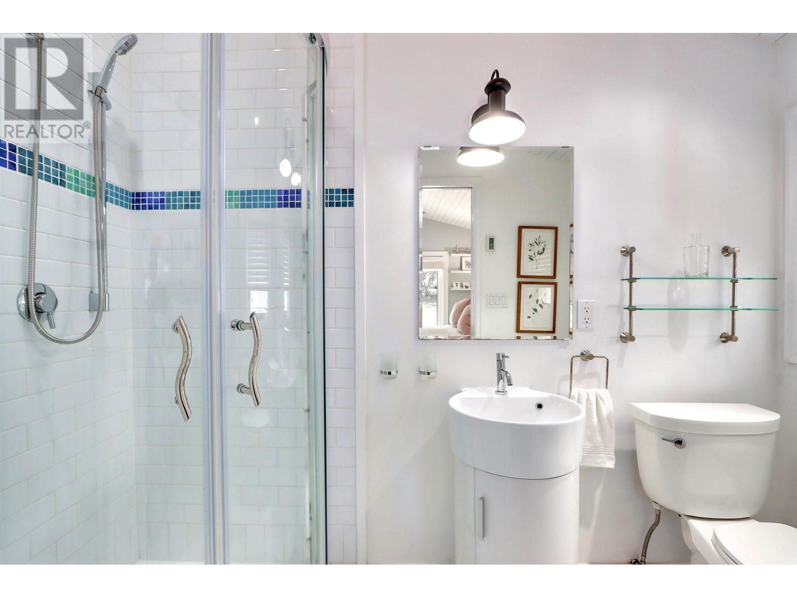 2507 Caledonia Avenue, North Vancouver, British Columbia  V7G 1T8 - Photo 25 - R2960371