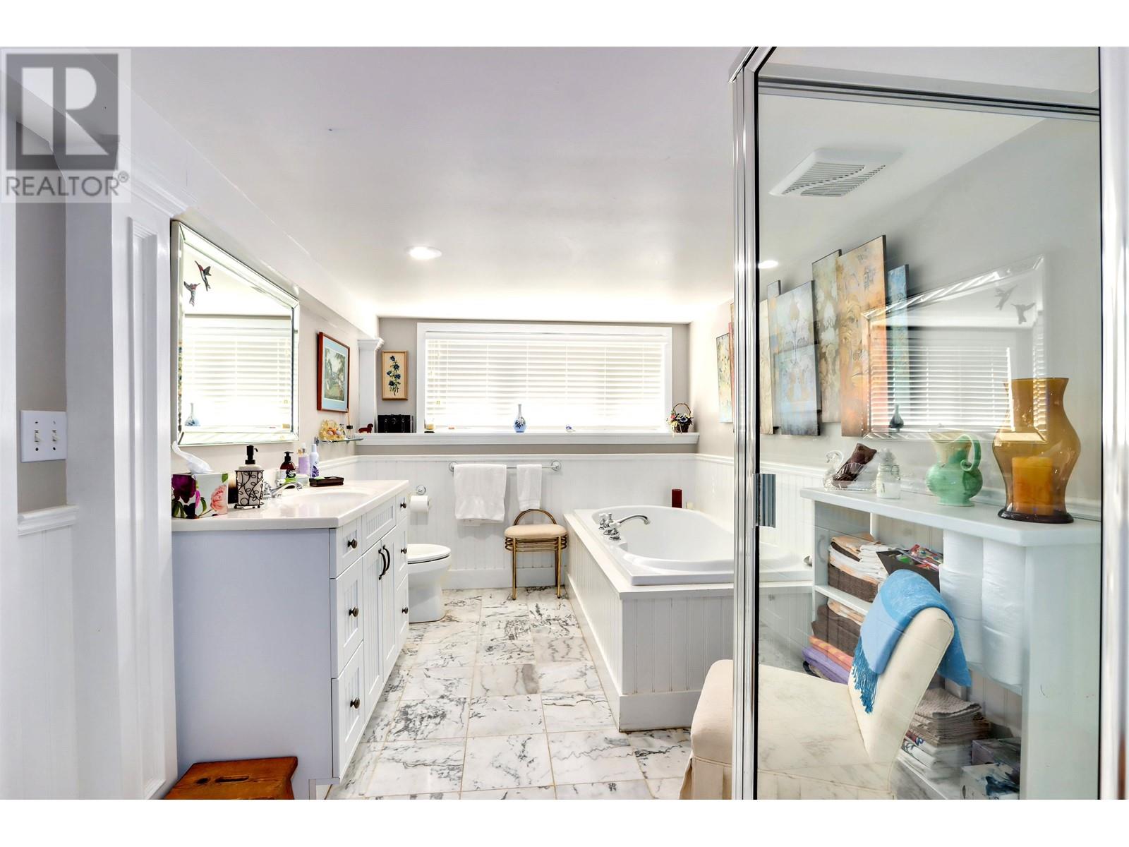 2507 Caledonia Avenue, North Vancouver, British Columbia  V7G 1T8 - Photo 31 - R2960371