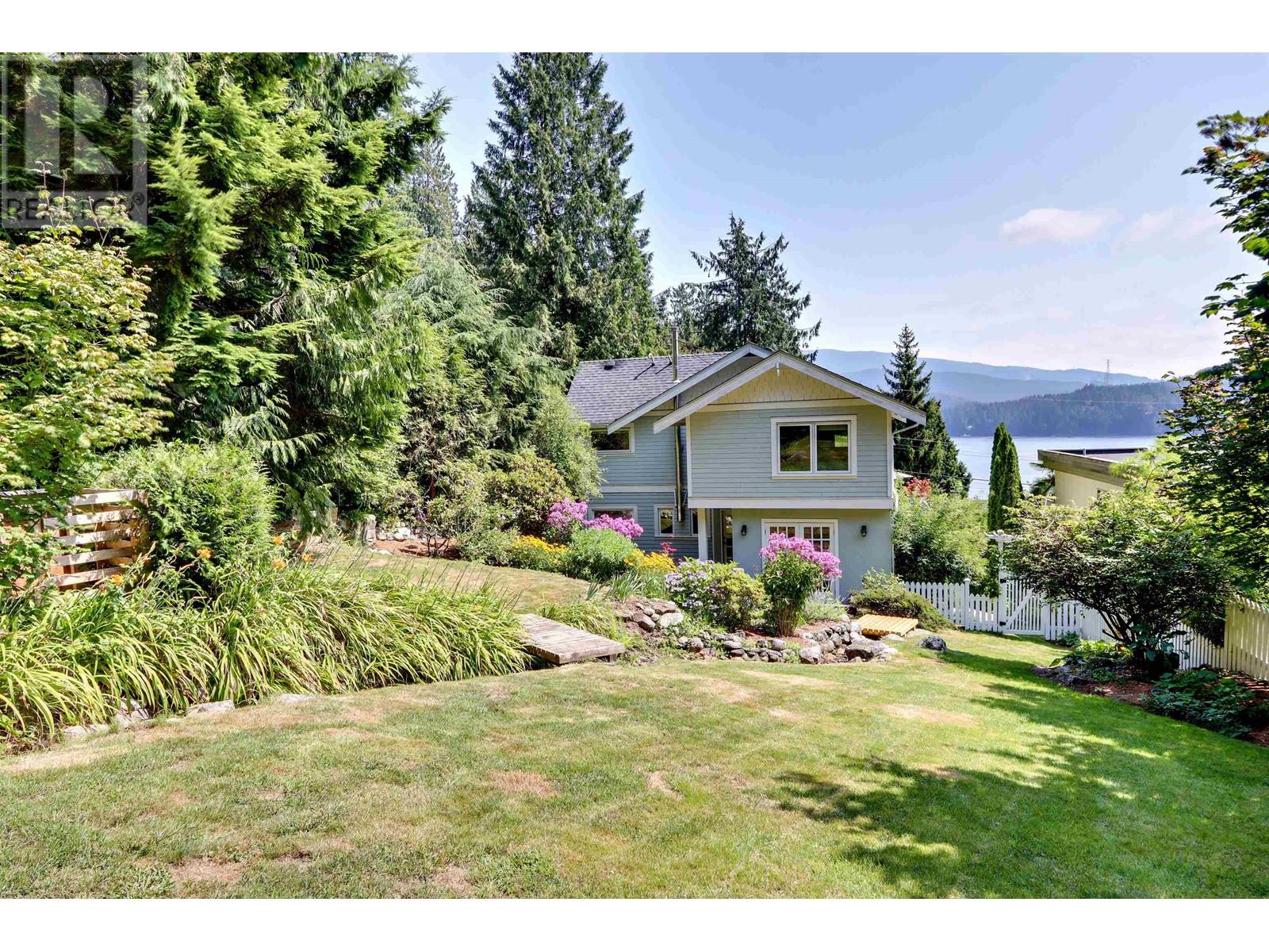 2507 Caledonia Avenue, North Vancouver, British Columbia  V7G 1T8 - Photo 36 - R2960371