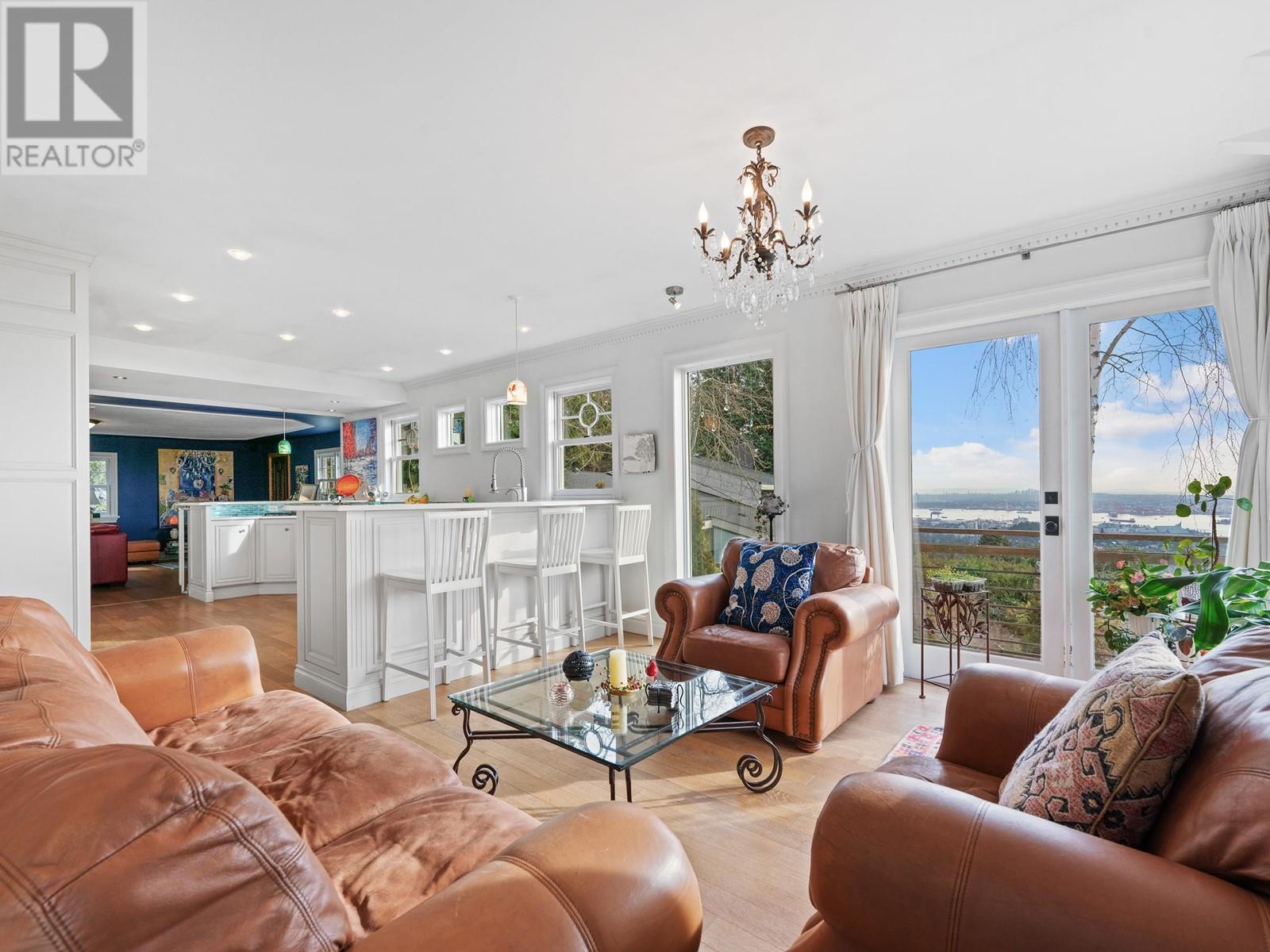 Property at 1370 WHITBY ROAD image 5