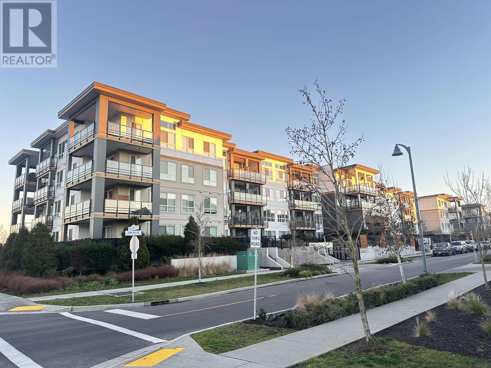 309 1892 Starling Drive, Tsawwassen, British Columbia  V4M 0C7 - Photo 2 - R2958239