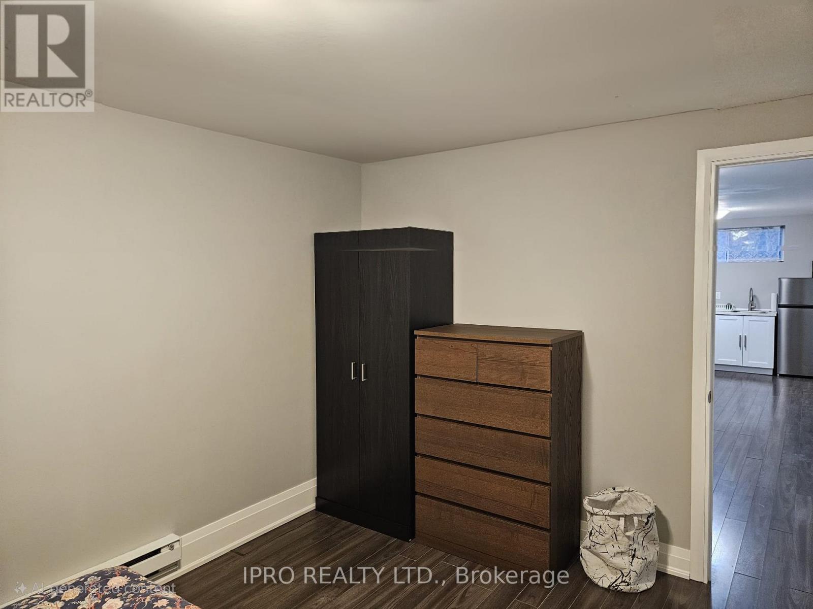 Ground - 34 Robinter Drive, Toronto, Ontario  M2M 3R2 - Photo 6 - C11942536