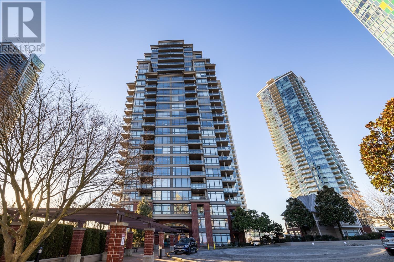305 4132 Halifax Street, Burnaby, British Columbia V5C 6V1 - Photo 1 - R2958009