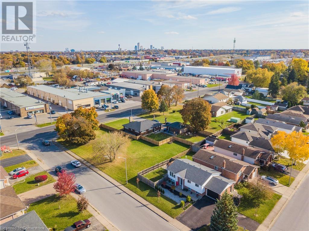 Part 4 Alpine Drive, Niagara Falls, Ontario  L2H 3B7 - Photo 10 - 40693762
