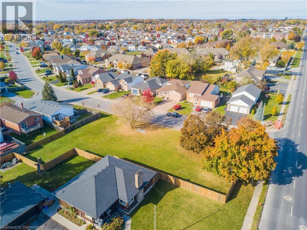 Part 4 Alpine Drive, Niagara Falls, Ontario  L2H 3B7 - Photo 7 - 40693762