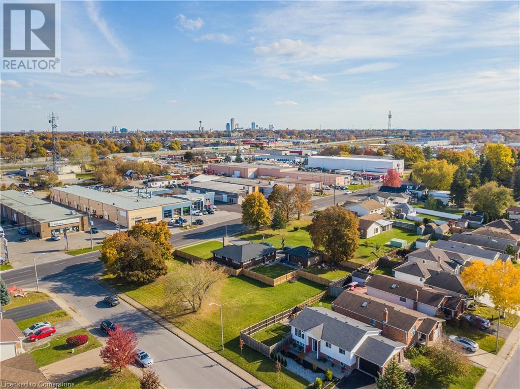 Part 4 Alpine Drive, Niagara Falls, Ontario  L2H 3B7 - Photo 9 - 40693762