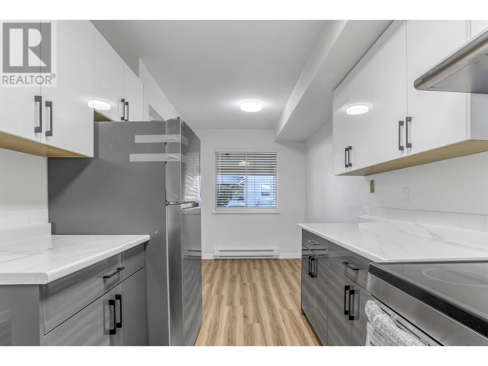 2 22411 124 Avenue, Maple Ridge, British Columbia V2X 0H2 - Photo 3 - R2960085