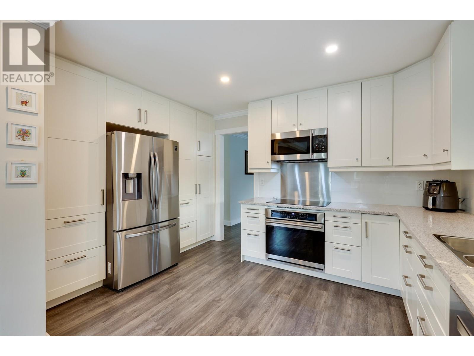 224 April Road, Port Moody, British Columbia  V3H 3W1 - Photo 8 - R2959183
