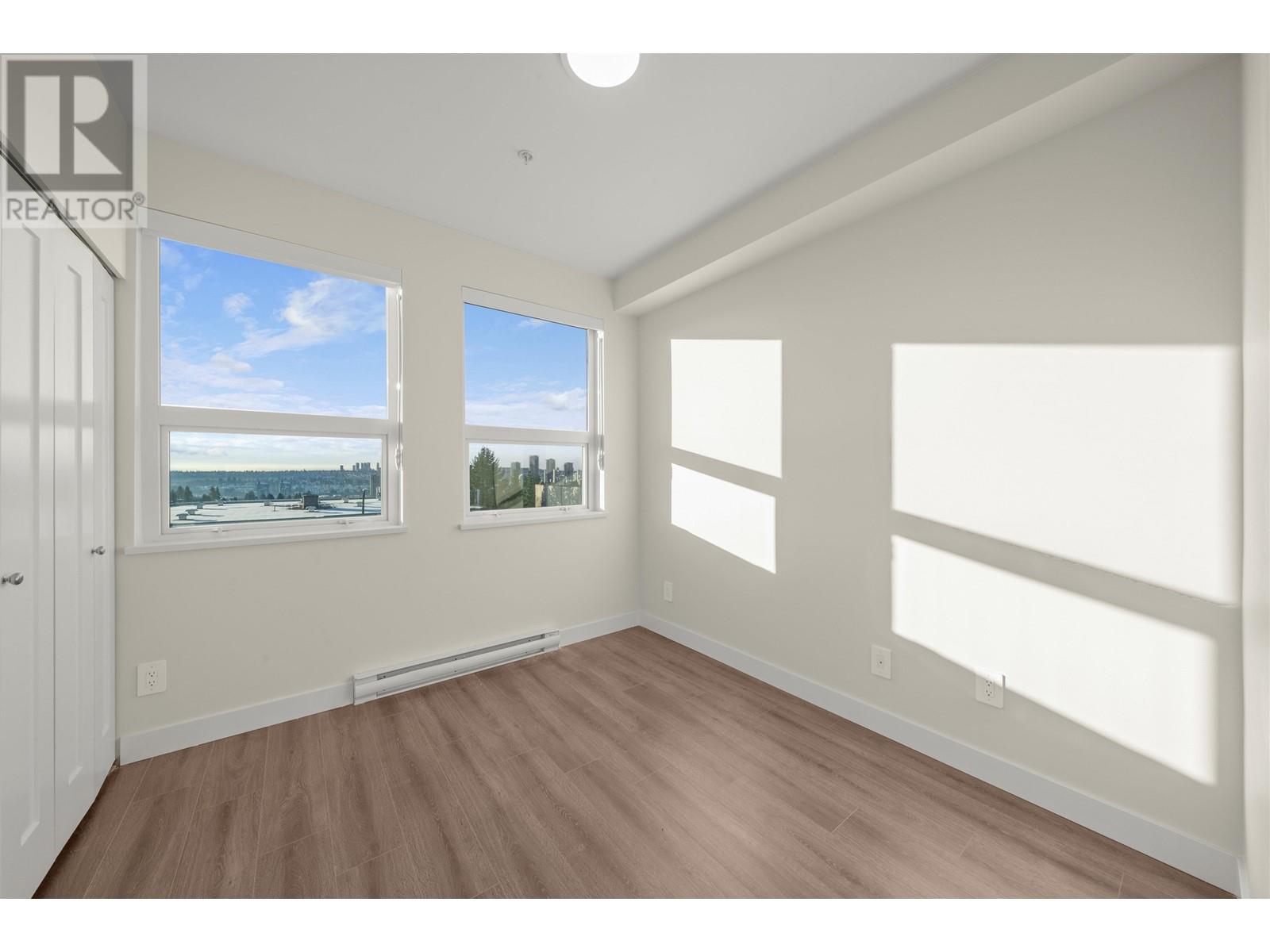 Listing Picture 7 of 22 : 304 5535 HASTINGS STREET, Burnaby / 本拿比 - 魯藝地產 Yvonne Lu Group - MLS Medallion Club Member