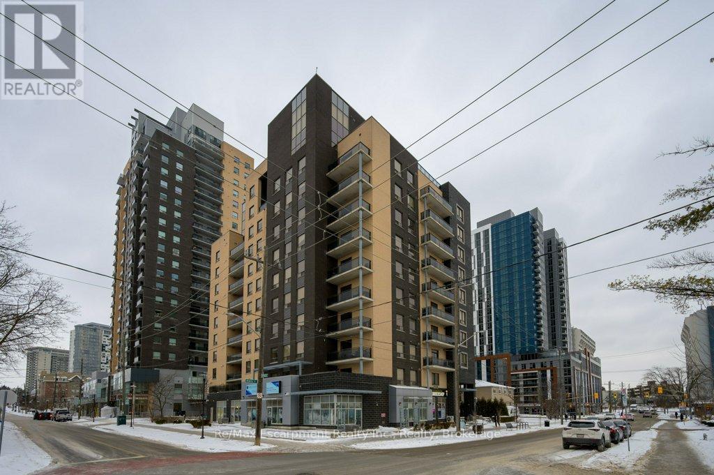 Property at 502 - 8 HICKORY STREET W image 1