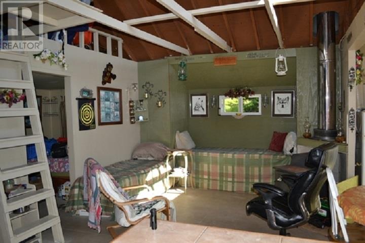 14 Debeck Creek, Pitt Meadows, British Columbia  V0V 0V0 - Photo 2 - R2957501
