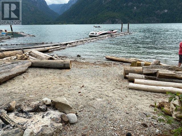 14 Debeck Creek, Pitt Meadows, British Columbia  V0V 0V0 - Photo 24 - R2957501