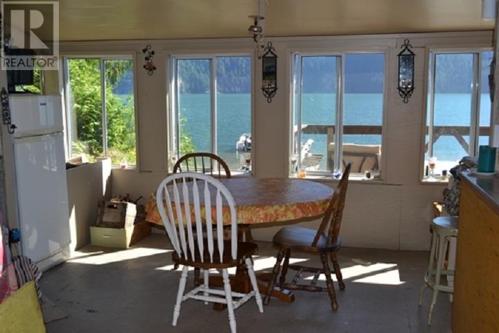 14 Debeck Creek, Pitt Meadows, British Columbia  V0V 0V0 - Photo 4 - R2957501