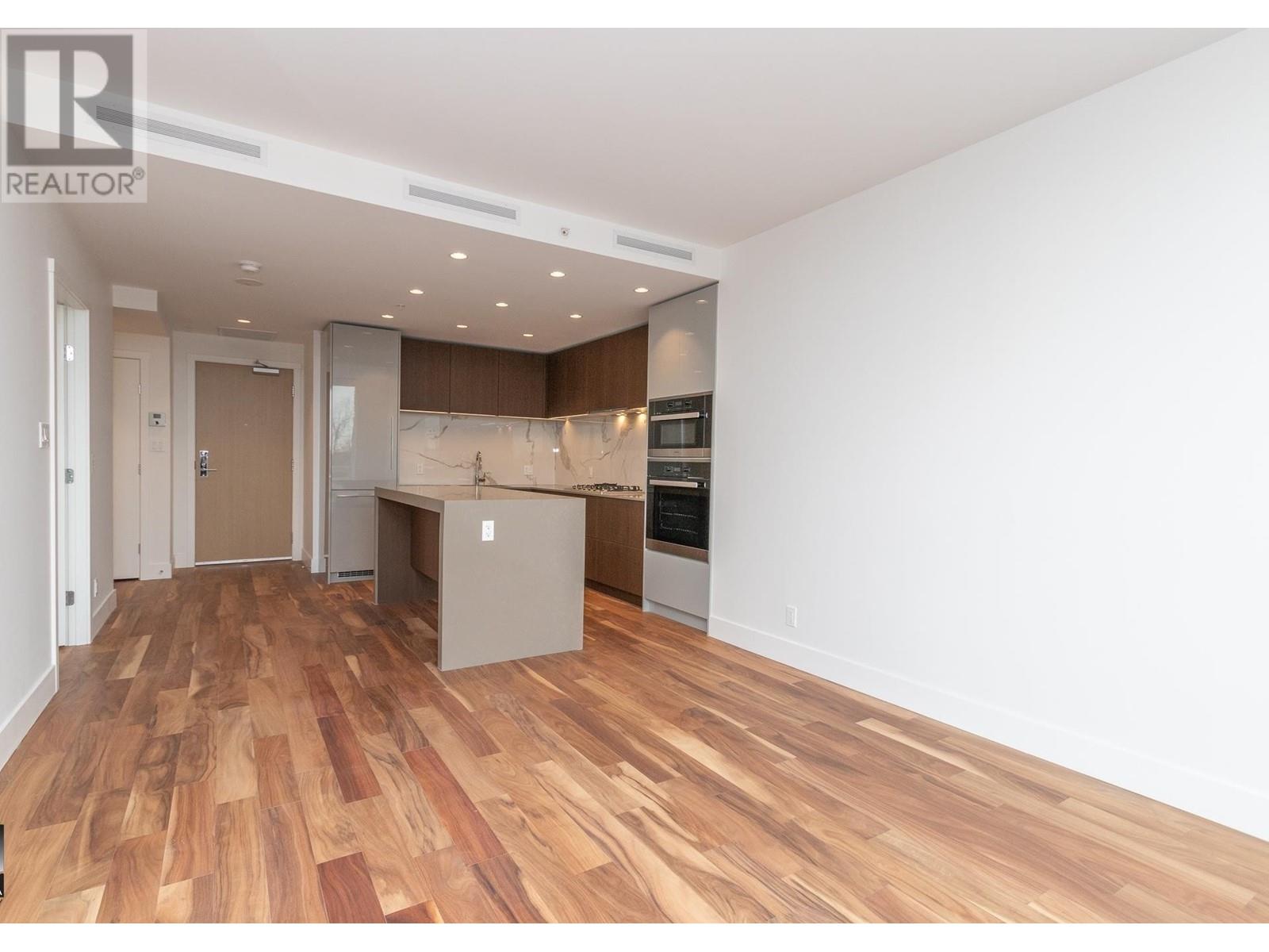 605 1675 Lions Gate Lane, North Vancouver, British Columbia  V7P 3B4 - Photo 8 - R2960306