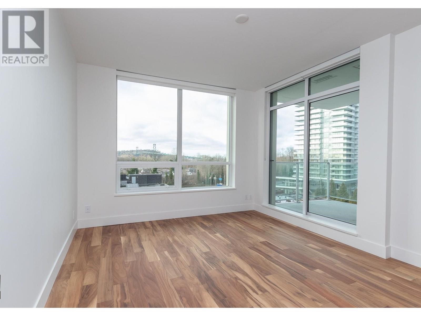 605 1675 Lions Gate Lane, North Vancouver, British Columbia  V7P 3B4 - Photo 4 - R2960306