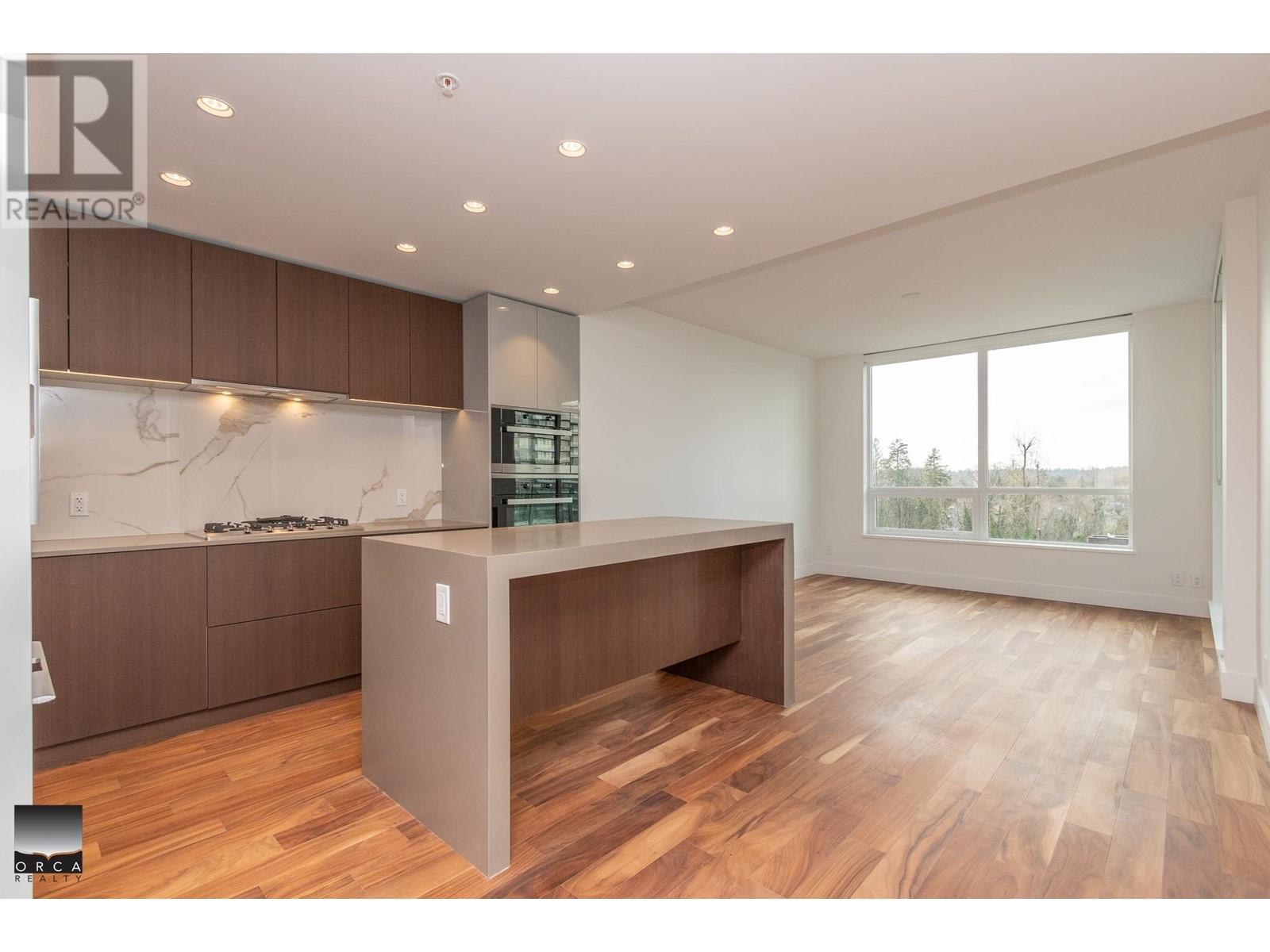 605 1675 Lions Gate Lane, North Vancouver, British Columbia  V7P 3B4 - Photo 2 - R2960306