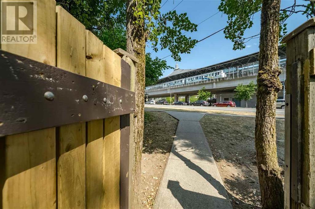 501 9847 Manchester Drive, Burnaby, British Columbia  V3N 4P4 - Photo 22 - R2960378