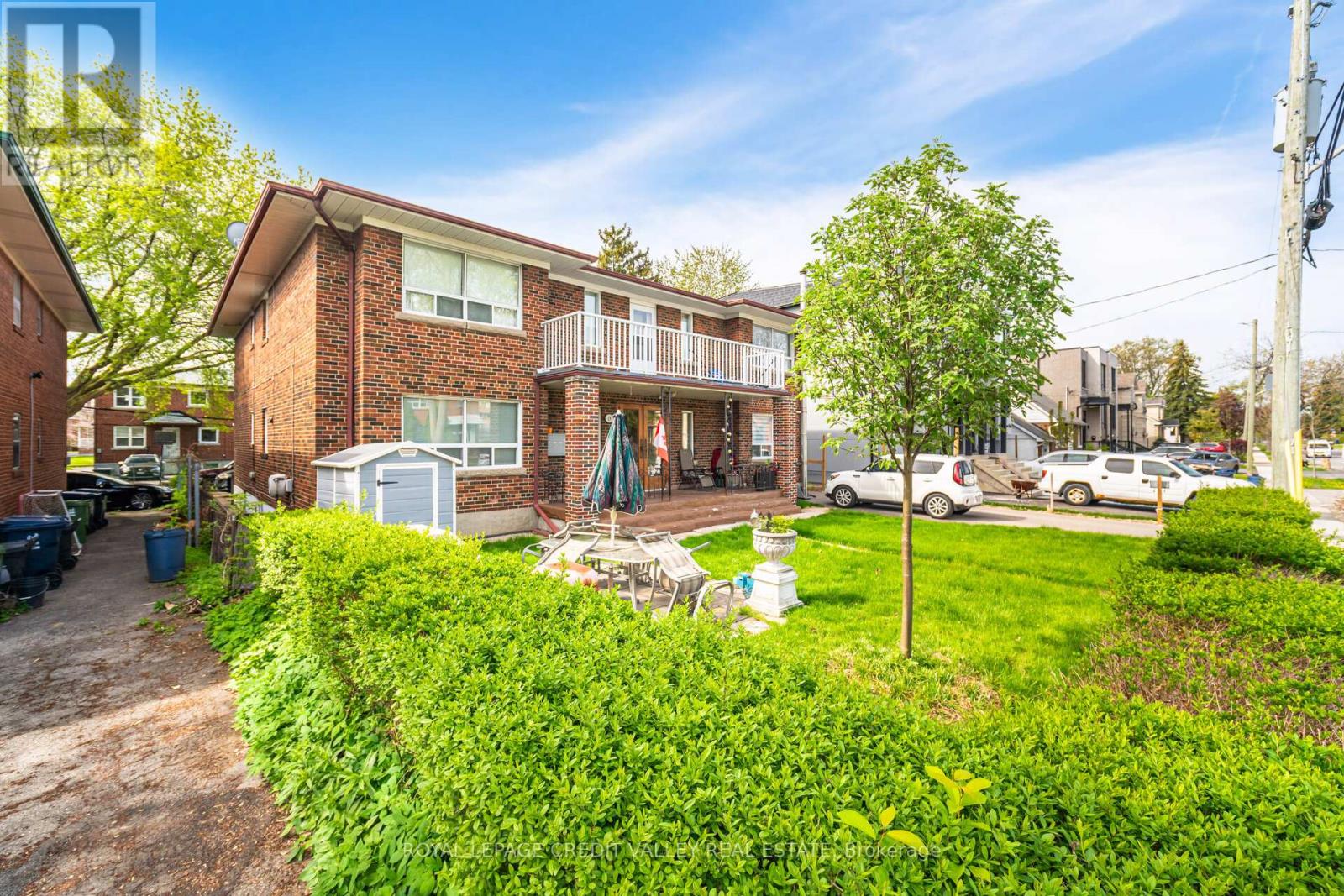 Property at 19 ROSELAND DRIVE image 3