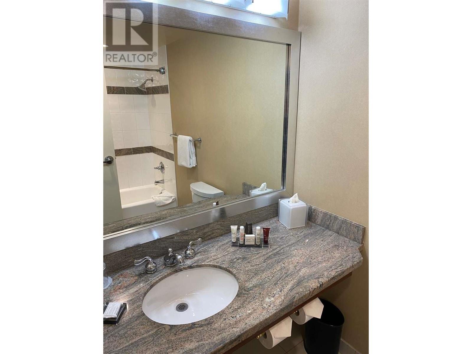 Listing Picture 15 of 16 : 603 1128 W HASTINGS STREET, Vancouver / 溫哥華 - 魯藝地產 Yvonne Lu Group - MLS Medallion Club Member