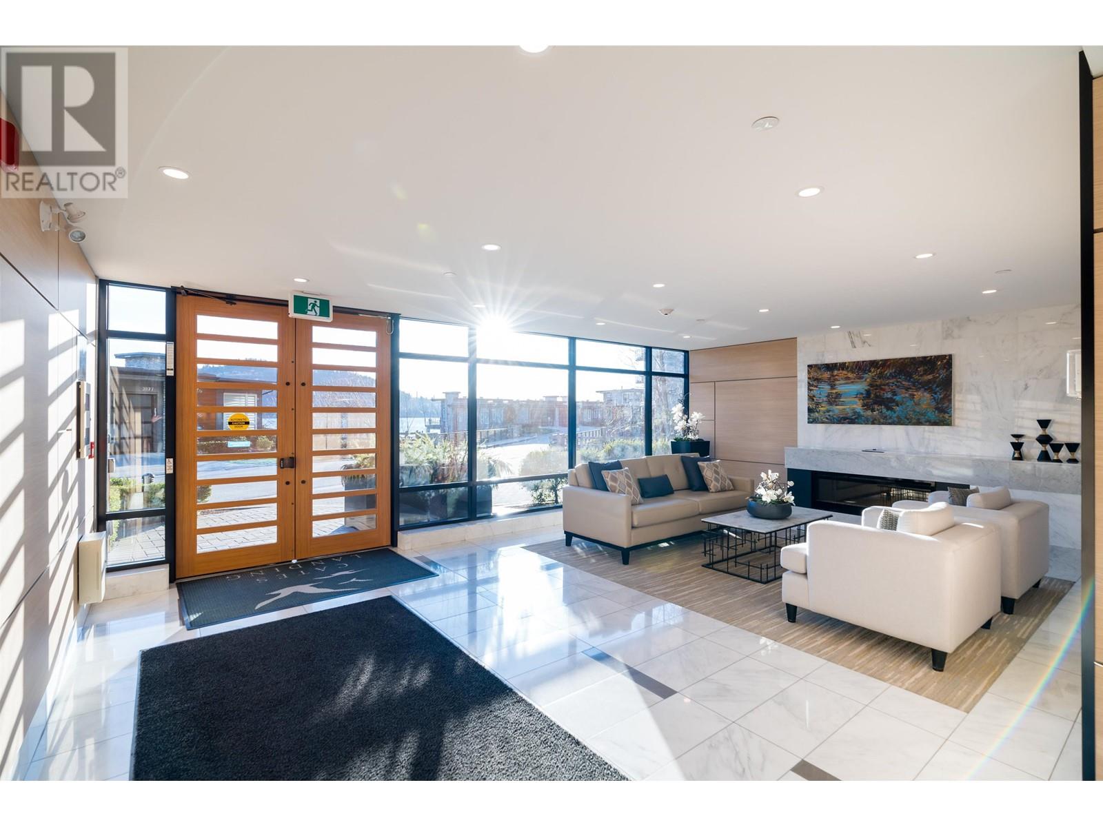 405 3873 CATES LANDING WAY