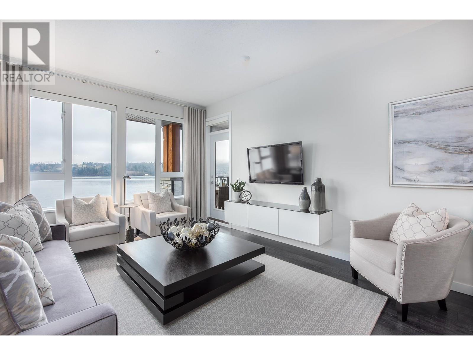 405 3873 CATES LANDING WAY