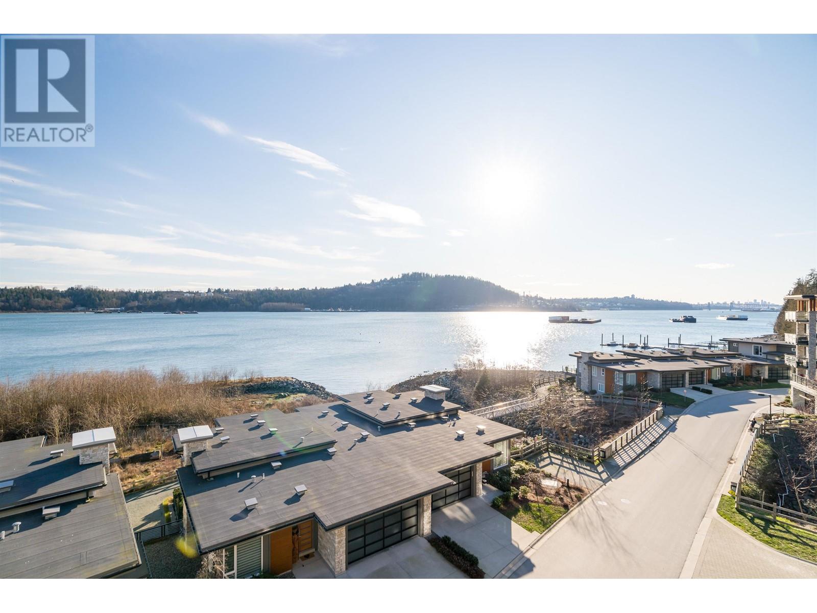 405 3873 CATES LANDING WAY