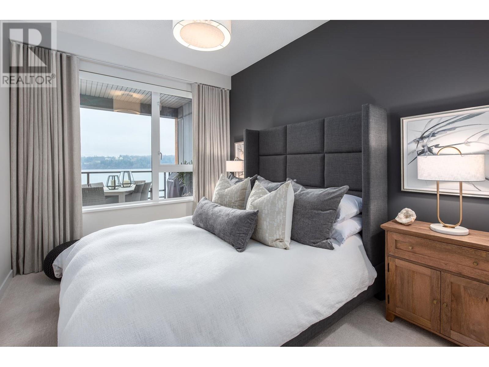 405 3873 CATES LANDING WAY