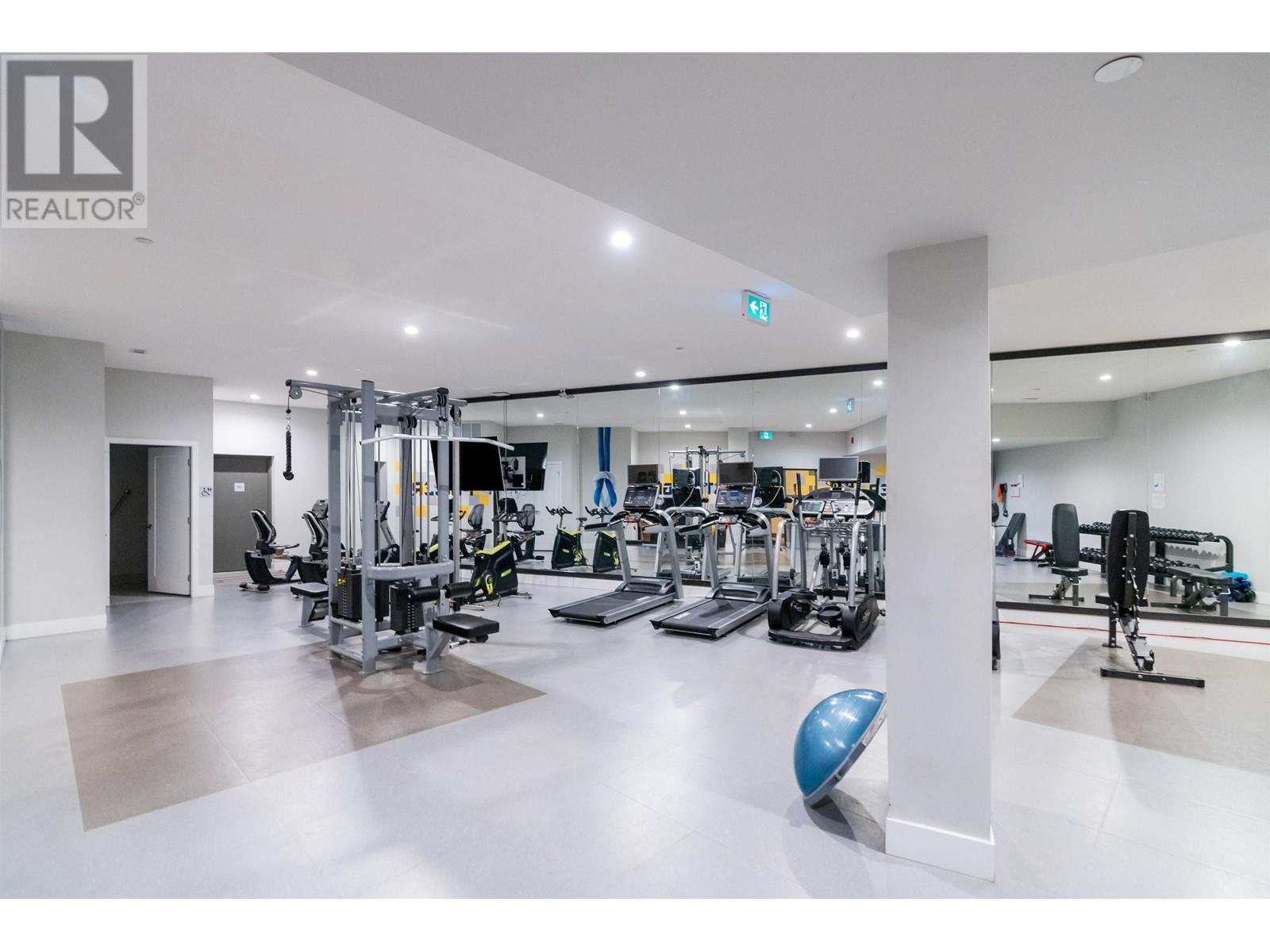 405 3873 CATES LANDING WAY