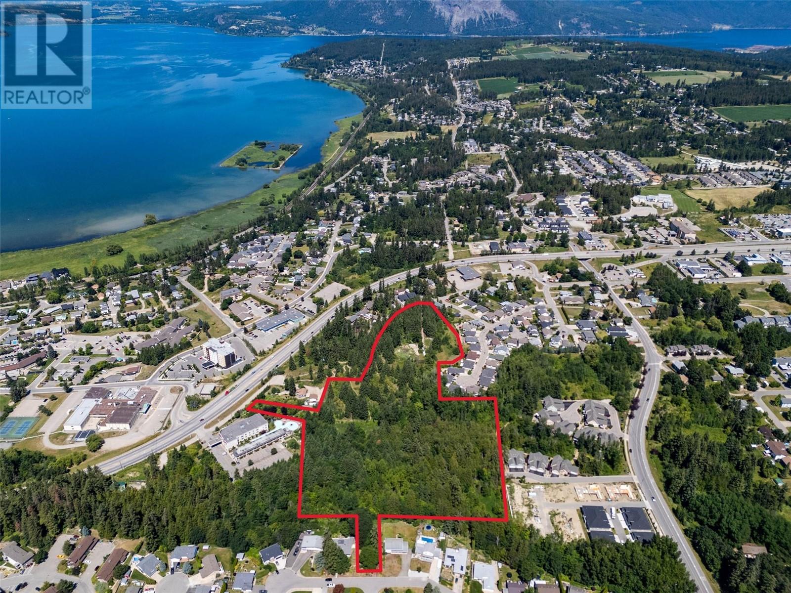 1470 Trans Canada Highway, Salmon Arm, British Columbia