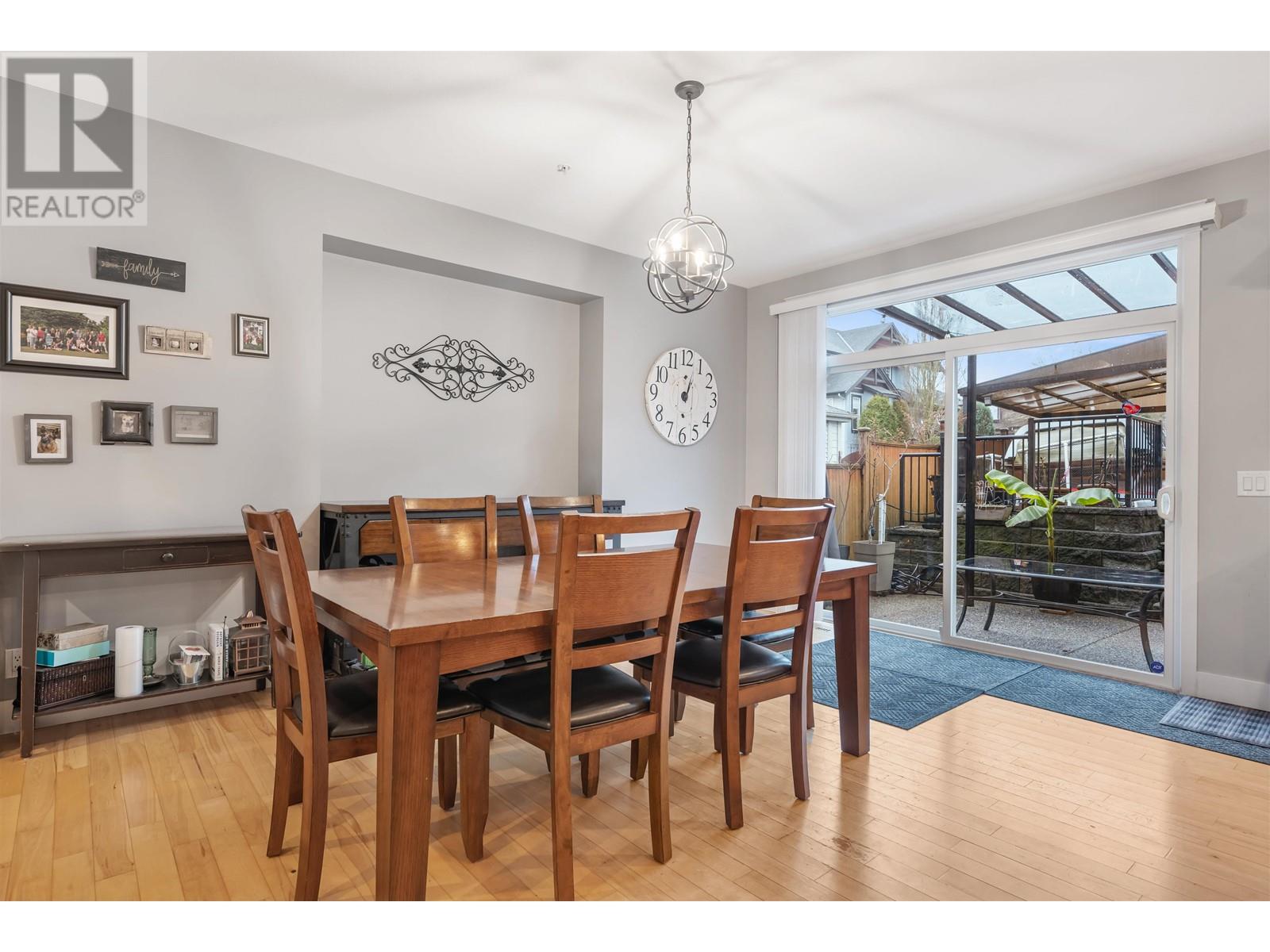 11249 Creekside Street, Maple Ridge, British Columbia  V2W 0C8 - Photo 6 - R2958778