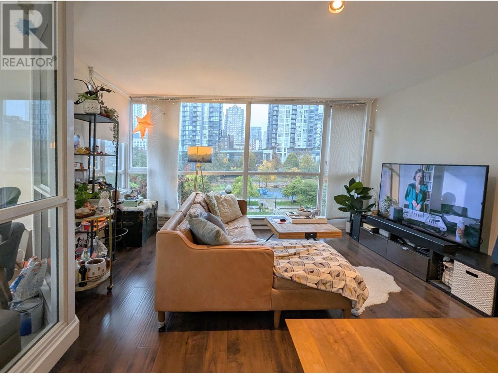 309 1188 Richards Street, Vancouver, British Columbia  V6B 3E6 - Photo 1 - R2960405