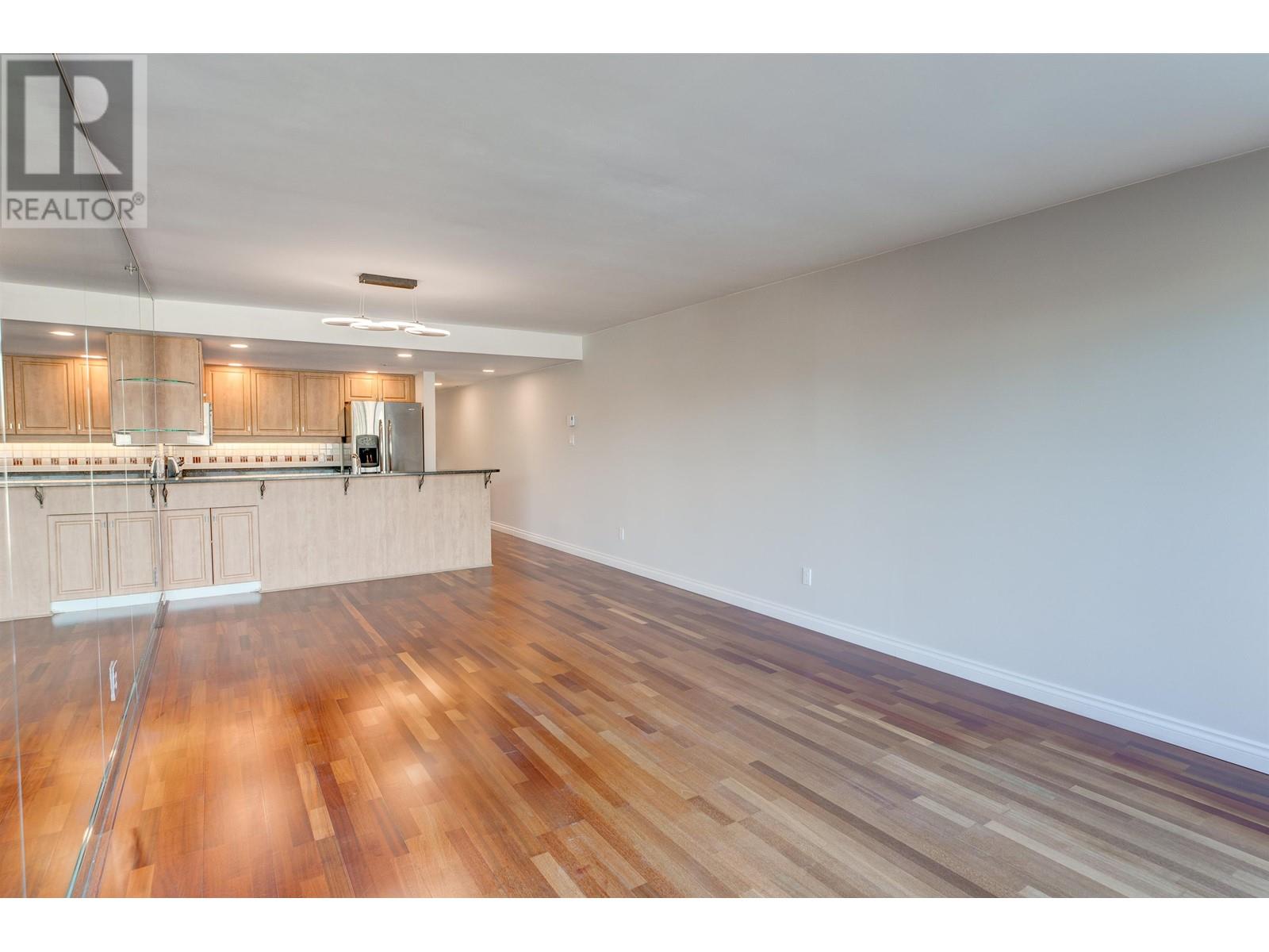 Listing Picture 10 of 40 : 546 1515 W 2ND AVENUE, Vancouver / 溫哥華 - 魯藝地產 Yvonne Lu Group - MLS Medallion Club Member