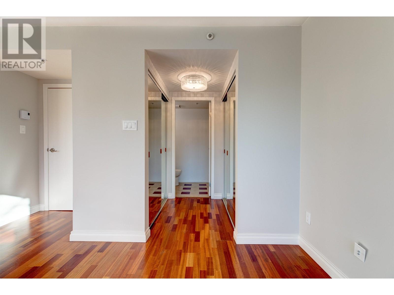 Listing Picture 19 of 40 : 546 1515 W 2ND AVENUE, Vancouver / 溫哥華 - 魯藝地產 Yvonne Lu Group - MLS Medallion Club Member