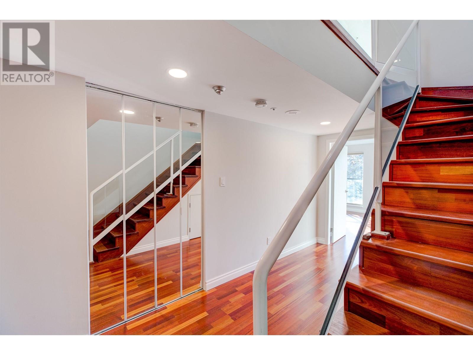 Listing Picture 21 of 40 : 546 1515 W 2ND AVENUE, Vancouver / 溫哥華 - 魯藝地產 Yvonne Lu Group - MLS Medallion Club Member