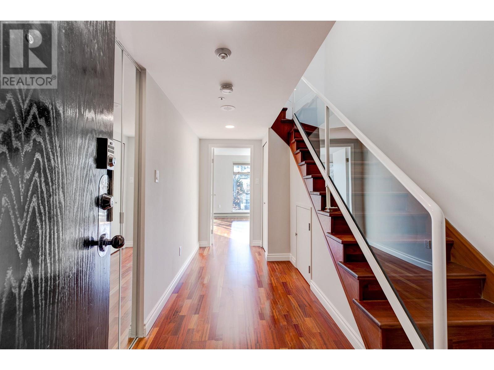 Listing Picture 24 of 40 : 546 1515 W 2ND AVENUE, Vancouver / 溫哥華 - 魯藝地產 Yvonne Lu Group - MLS Medallion Club Member