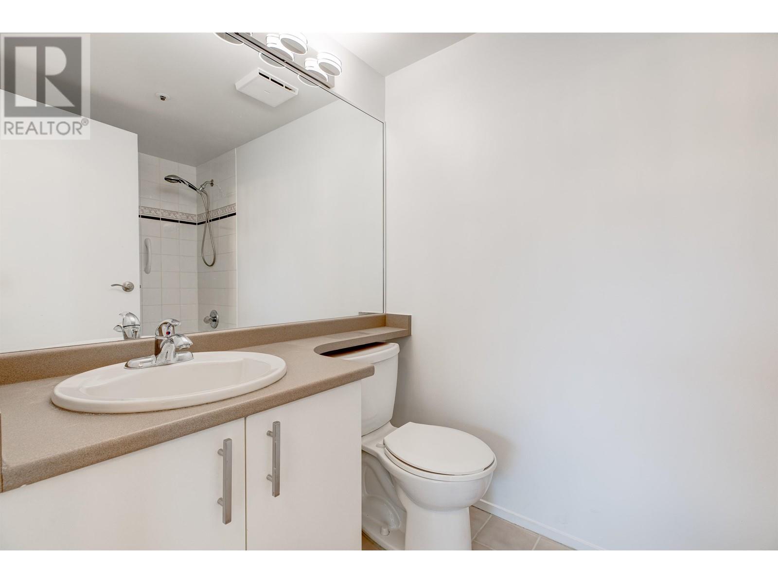 Listing Picture 38 of 40 : 546 1515 W 2ND AVENUE, Vancouver / 溫哥華 - 魯藝地產 Yvonne Lu Group - MLS Medallion Club Member