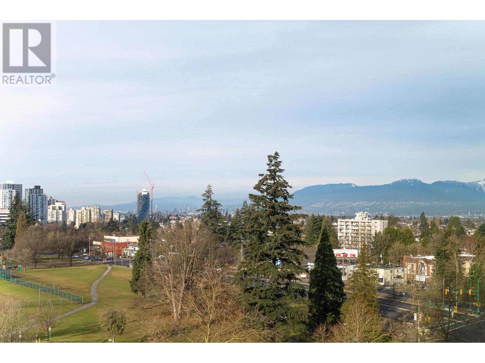 Listing Picture 11 of 40 : 906 5883 BARKER AVENUE, Burnaby / 本拿比 - 魯藝地產 Yvonne Lu Group - MLS Medallion Club Member