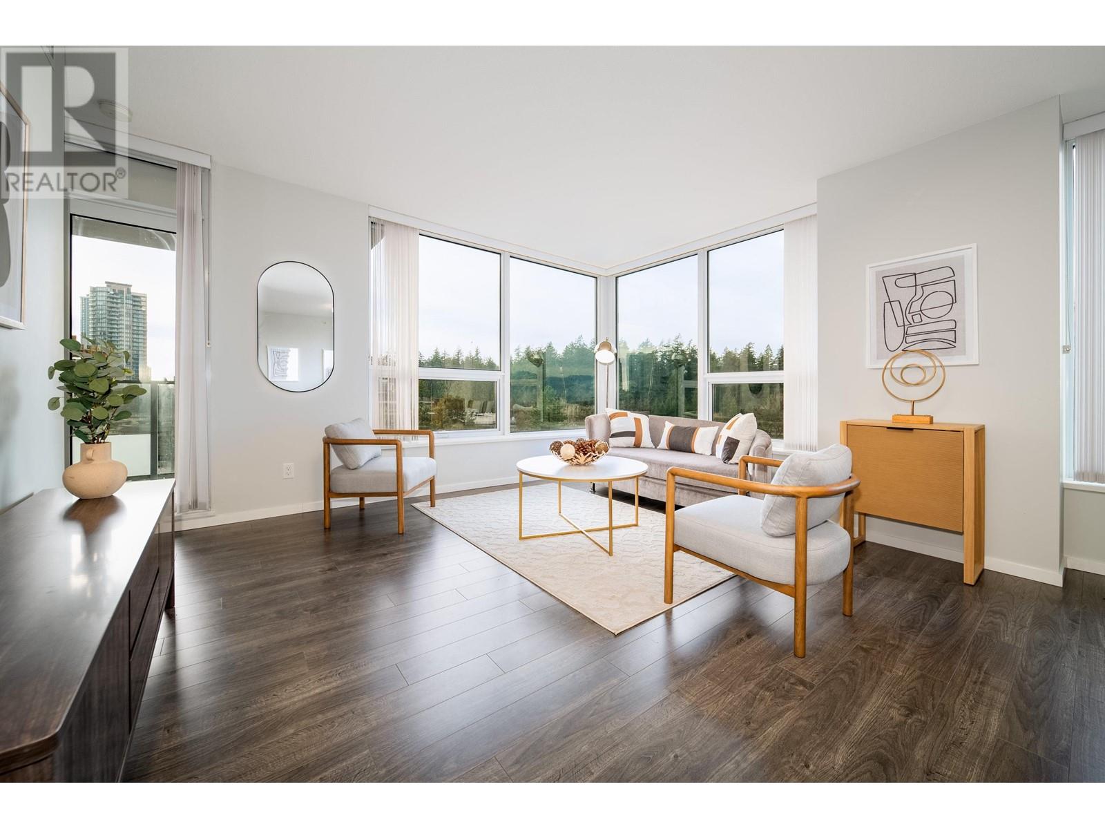 Listing Picture 14 of 40 : 906 5883 BARKER AVENUE, Burnaby / 本拿比 - 魯藝地產 Yvonne Lu Group - MLS Medallion Club Member