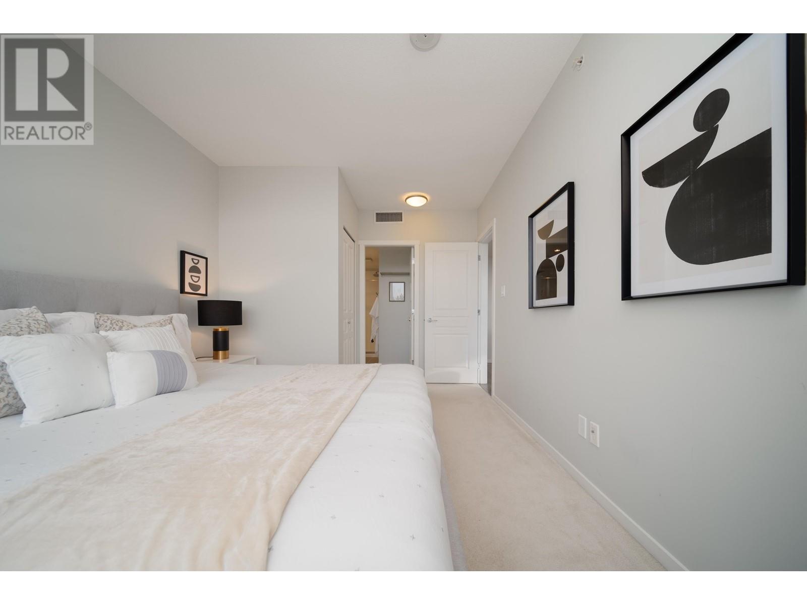 Listing Picture 22 of 40 : 906 5883 BARKER AVENUE, Burnaby / 本拿比 - 魯藝地產 Yvonne Lu Group - MLS Medallion Club Member