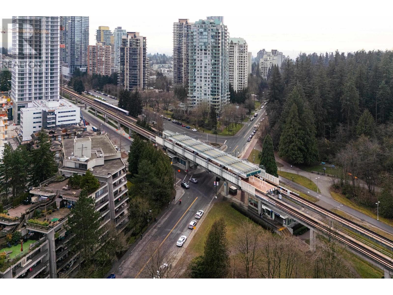 Listing Picture 38 of 40 : 906 5883 BARKER AVENUE, Burnaby / 本拿比 - 魯藝地產 Yvonne Lu Group - MLS Medallion Club Member
