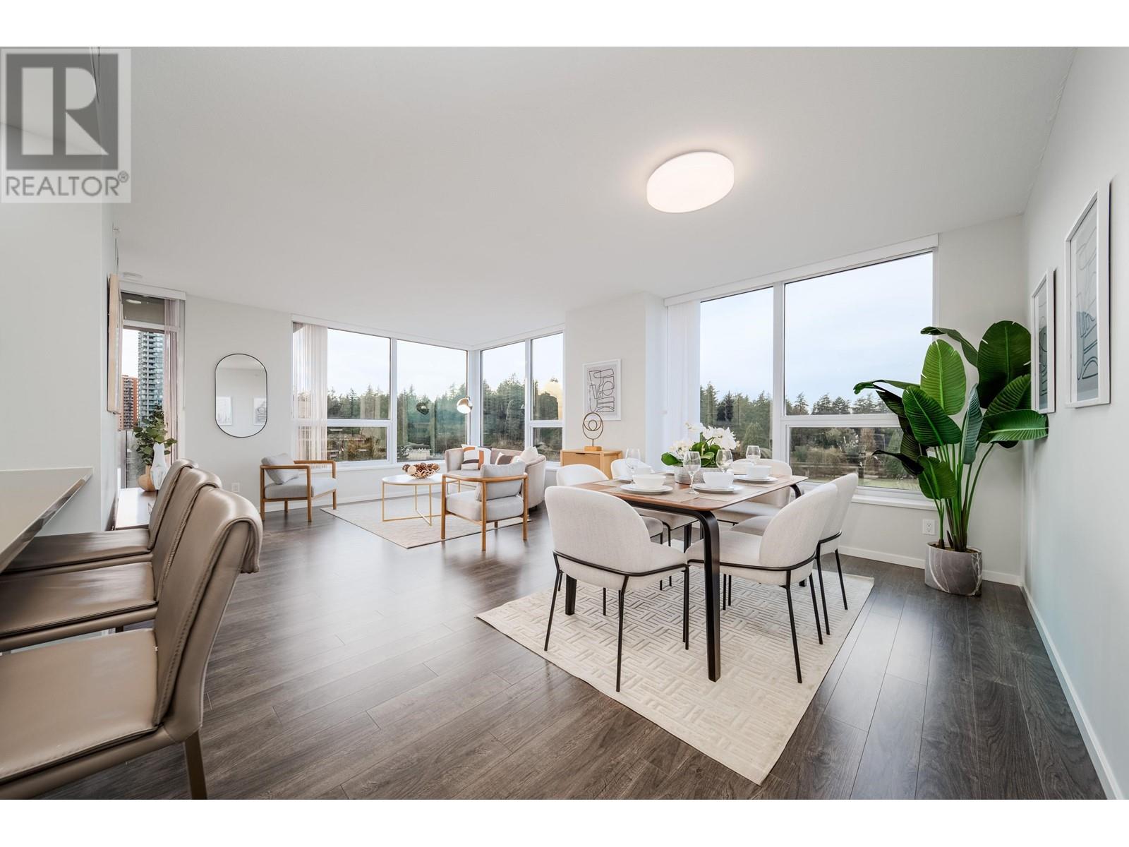 Listing Picture 7 of 40 : 906 5883 BARKER AVENUE, Burnaby / 本拿比 - 魯藝地產 Yvonne Lu Group - MLS Medallion Club Member