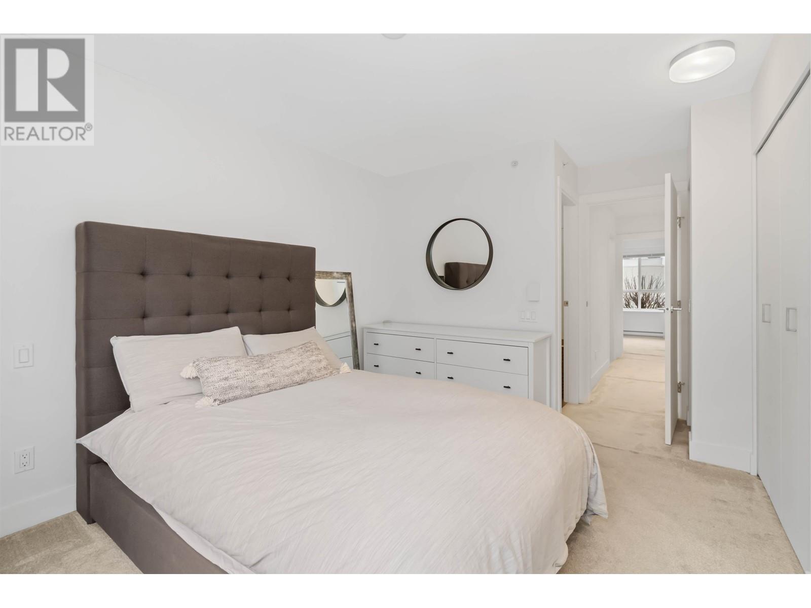 Listing Picture 12 of 34 : 54 6868 BURLINGTON AVENUE, Burnaby / 本拿比 - 魯藝地產 Yvonne Lu Group - MLS Medallion Club Member