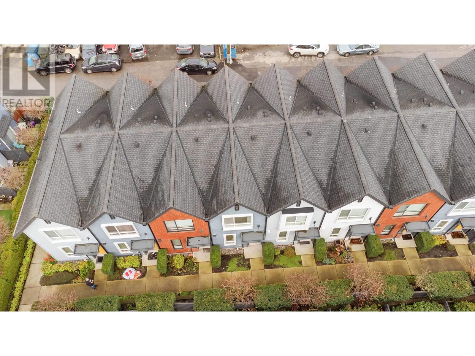 Listing Picture 25 of 34 : 54 6868 BURLINGTON AVENUE, Burnaby / 本拿比 - 魯藝地產 Yvonne Lu Group - MLS Medallion Club Member